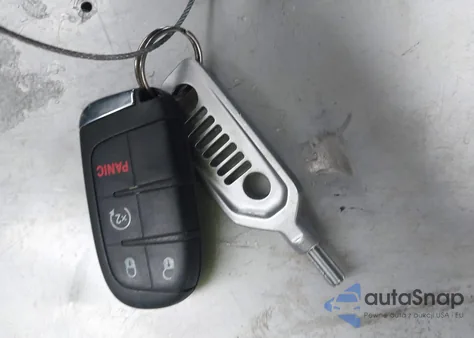 2016 Jeep Renegade Limited из США, поврежденный, VIN ZACCJBDT6GPD42583